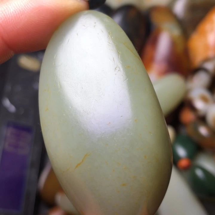 和田玉未镶嵌珠宝奇石