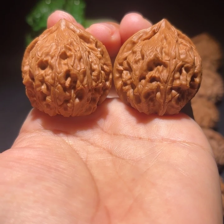 吊坠文玩核桃文玩核桃吊坠御龙粗筋37