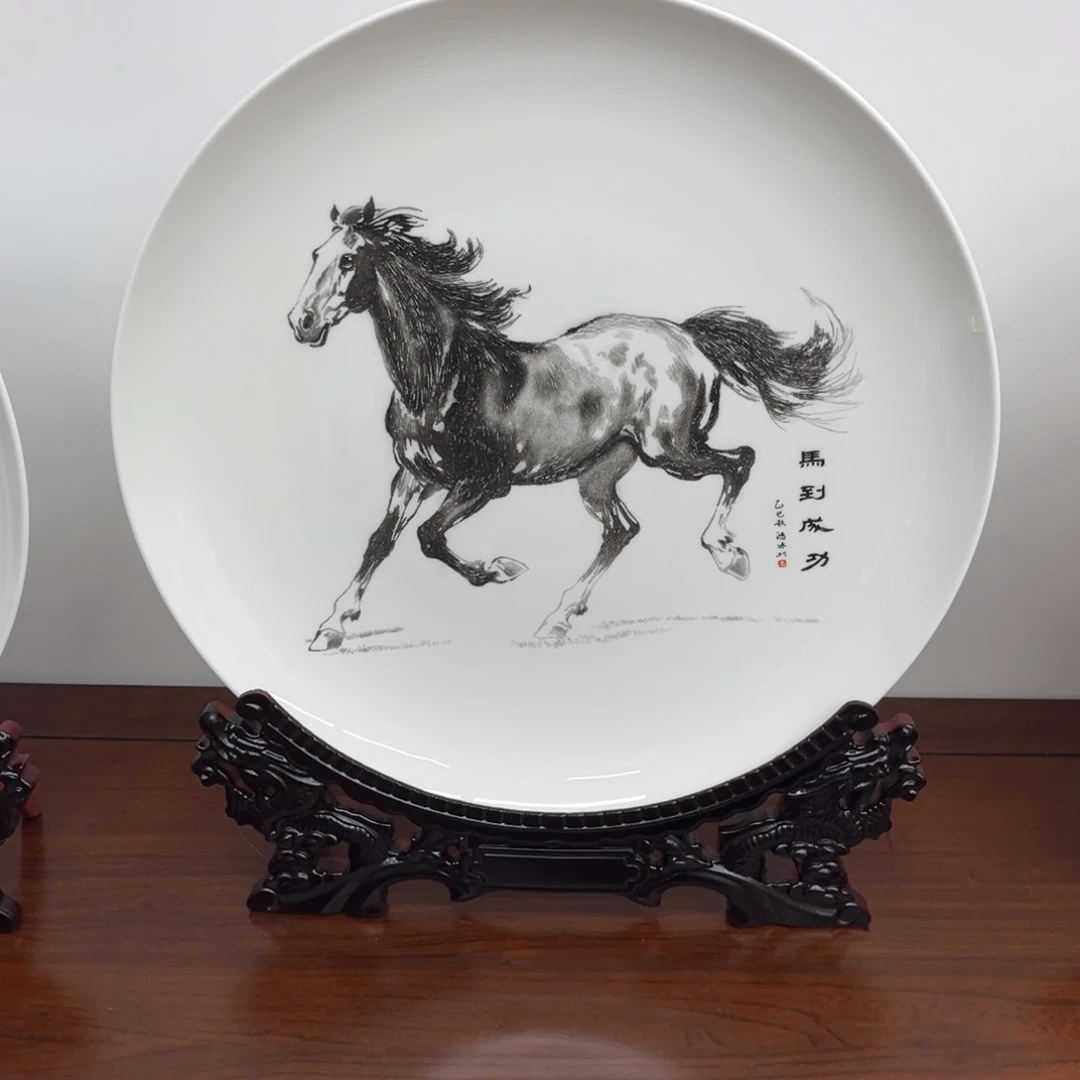 16寸刻瓷大盘马到成功