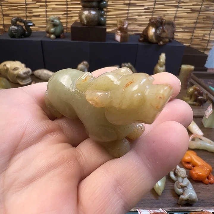 未镶嵌和田玉（糖玉）挂件