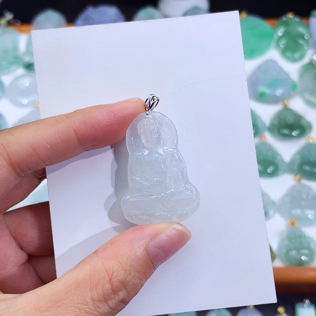 翡翠18K金镶嵌颈饰翡翠吊坠