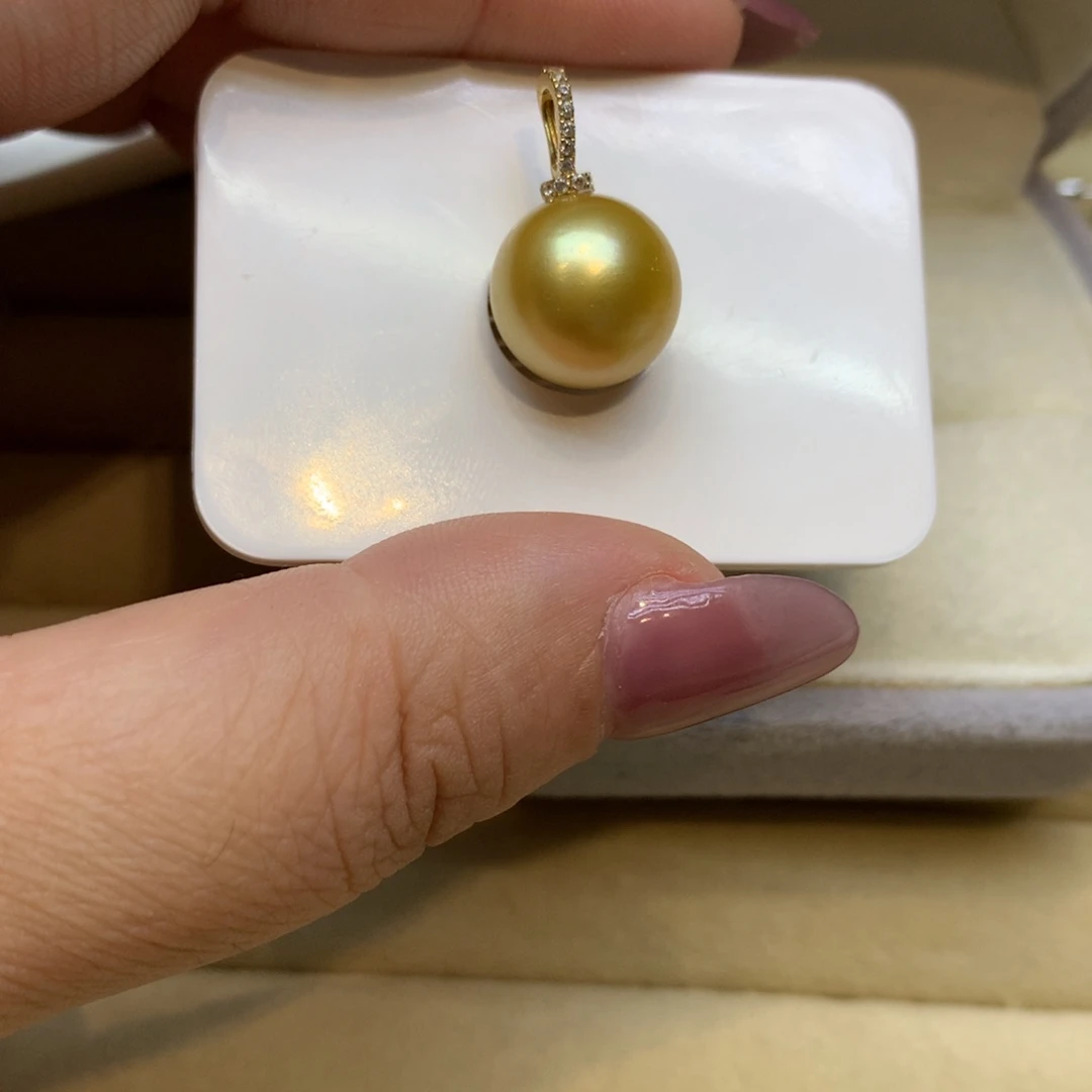 颈饰未镶嵌海水珍珠