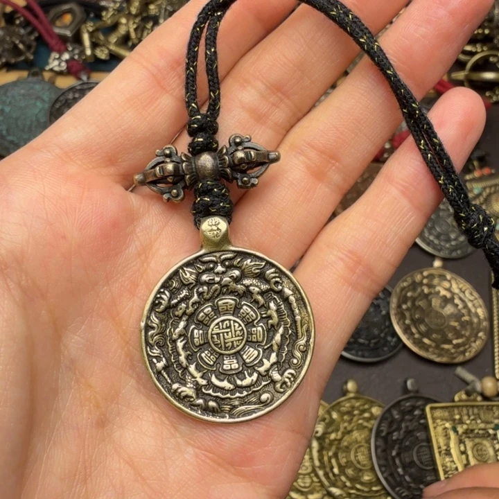 藏传文玩九宫如图