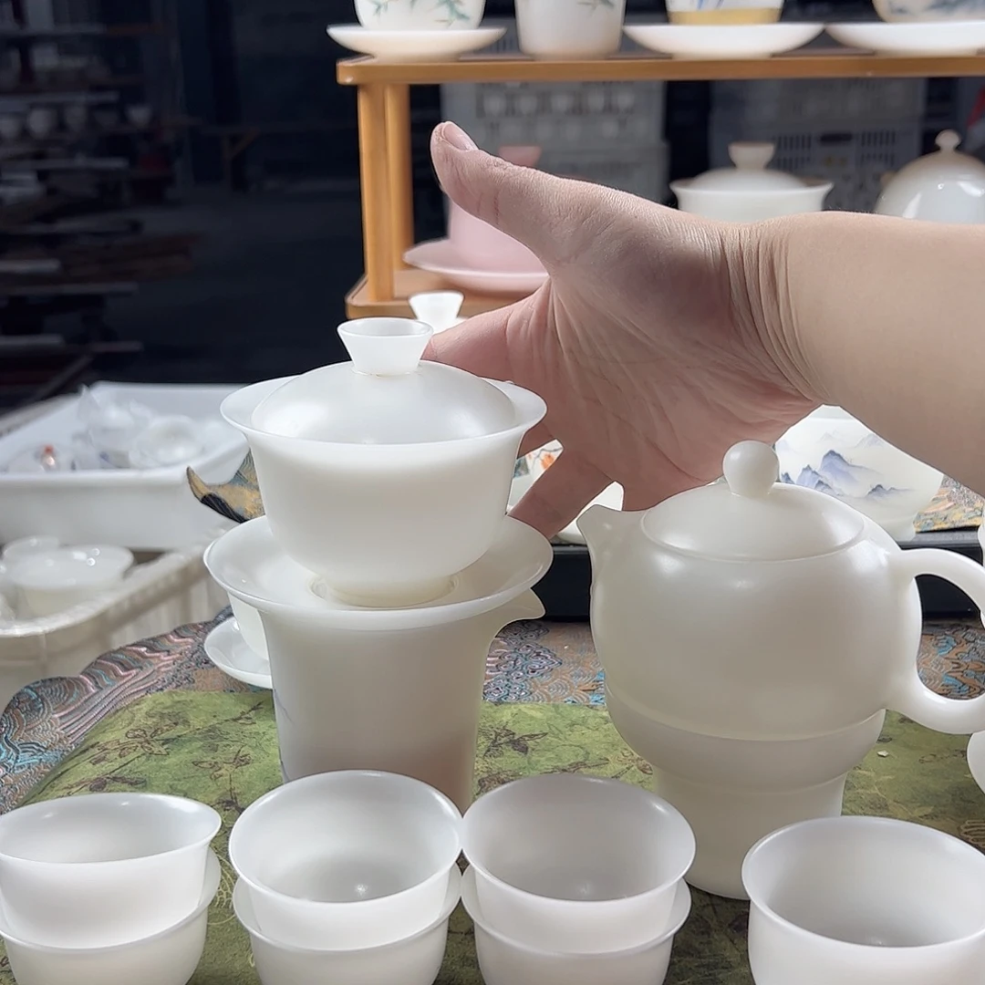乐***人素烧璞玉元宝盖碗茶海过滤组6个45ml铃铛杯，胖杯，西施壶