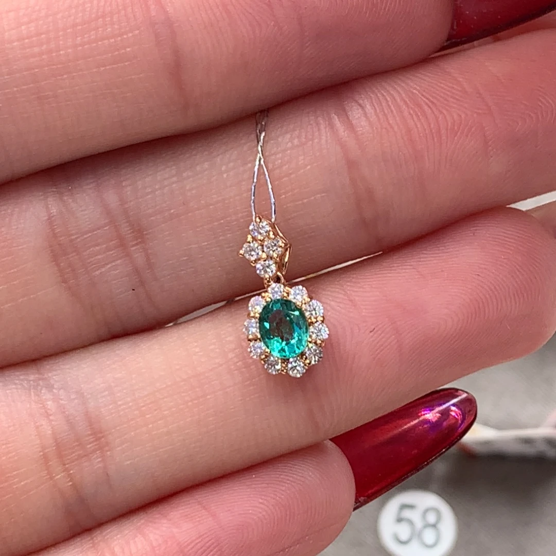 白***城祖母绿吊坠(不含链)18K金镶嵌