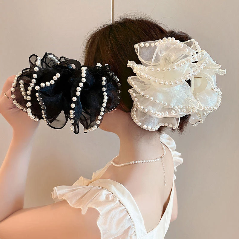 高级感气质泡泡抓夹新款珍珠云朵发夹大号发量多后脑勺鲨鱼夹饰品