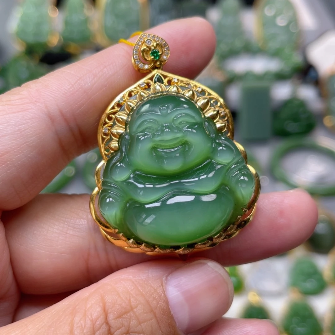 吊坠(不含链)18K金镶嵌和田玉（碧玉）