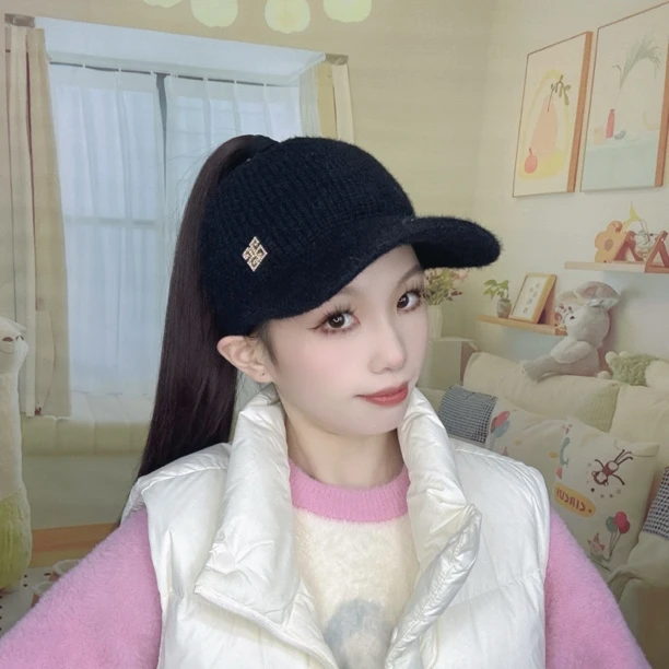 秋冬季帽子假发四格直发空顶针织鸭舌帽子女保暖中老年百搭时尚zf