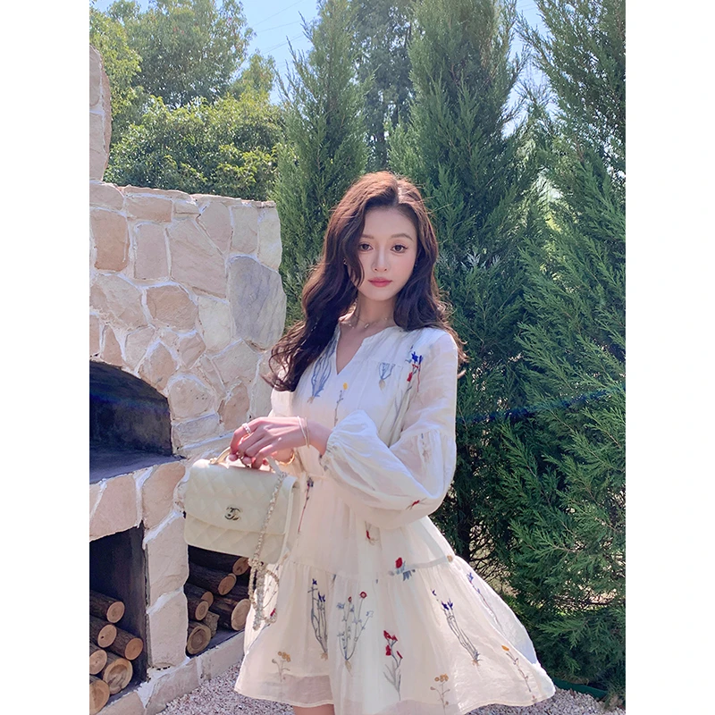 罗马花园 75天丝绣花底布 轻柔亲肤A摆连衣裙