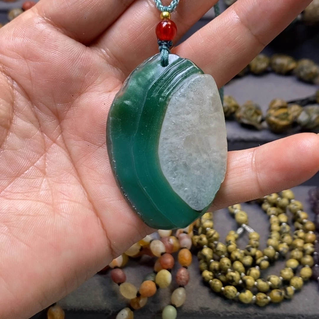 合金颈饰玛瑙/玉髓