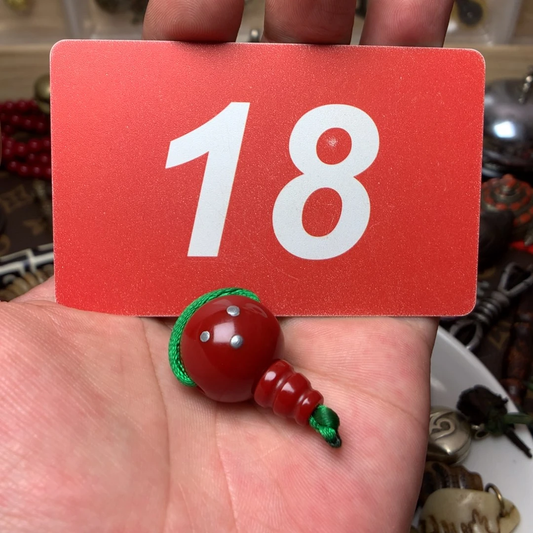 桃核吊坠闷***主…………………………