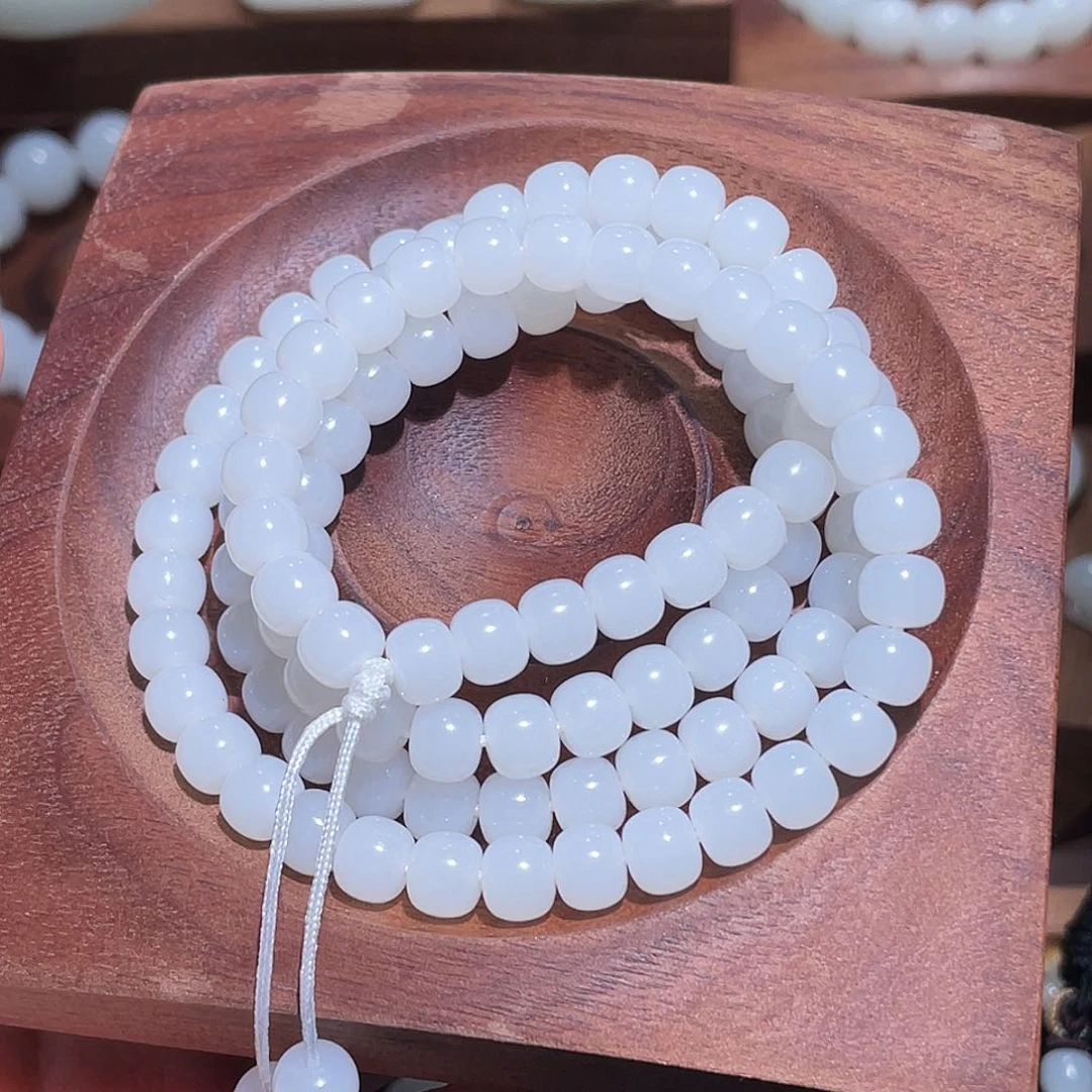 和田玉未镶嵌颈饰卡7