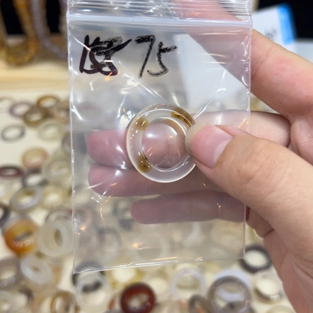 玛瑙/玉髓戒指合金75港17