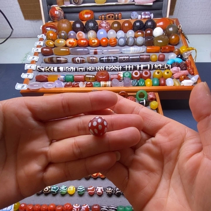 玛瑙/玉髓未镶嵌巴西玛瑙饰品桶珠