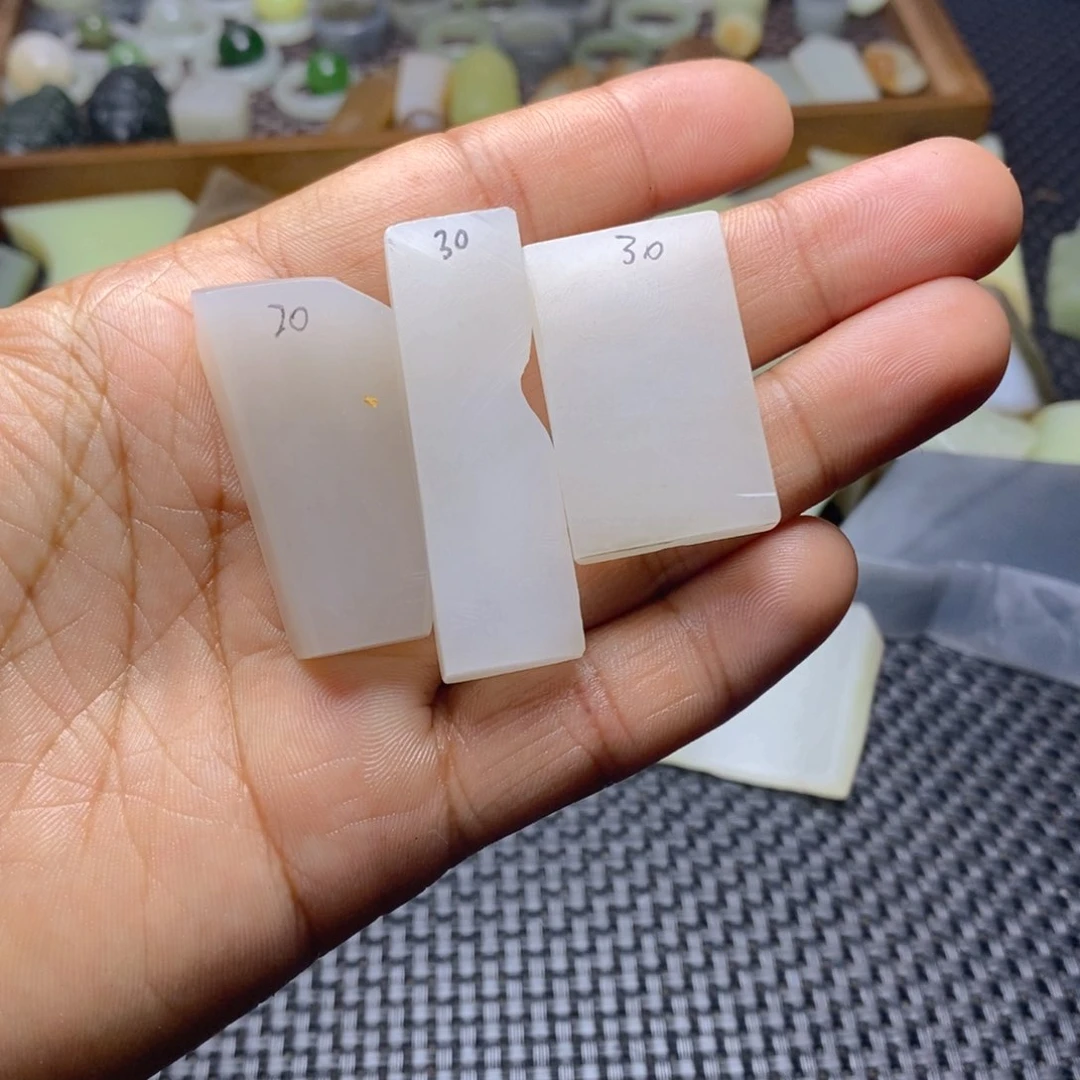 和田玉未镶嵌珠宝半成品晨**限