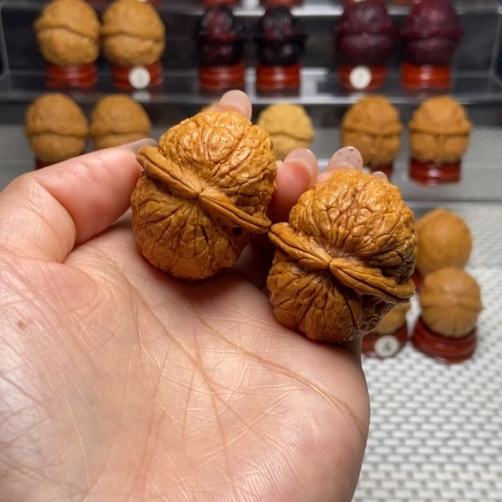 文玩核桃把件23蟒纹元宝