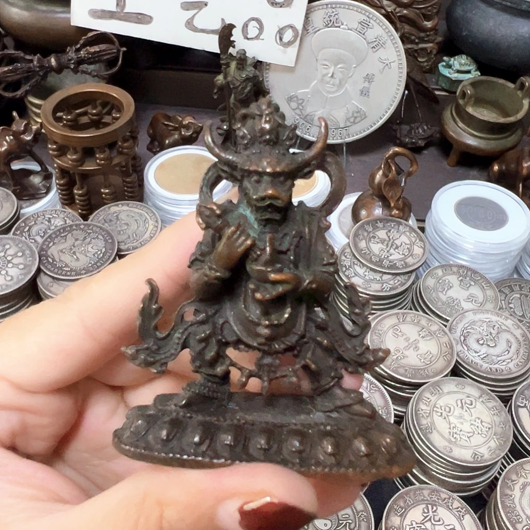 金属复古风格摆件