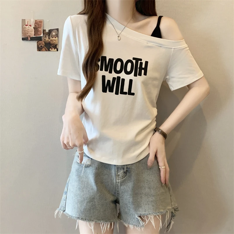 大码设计感印花短袖t恤女夏季新款露肩白色体恤胖MM遮肉显瘦上衣
