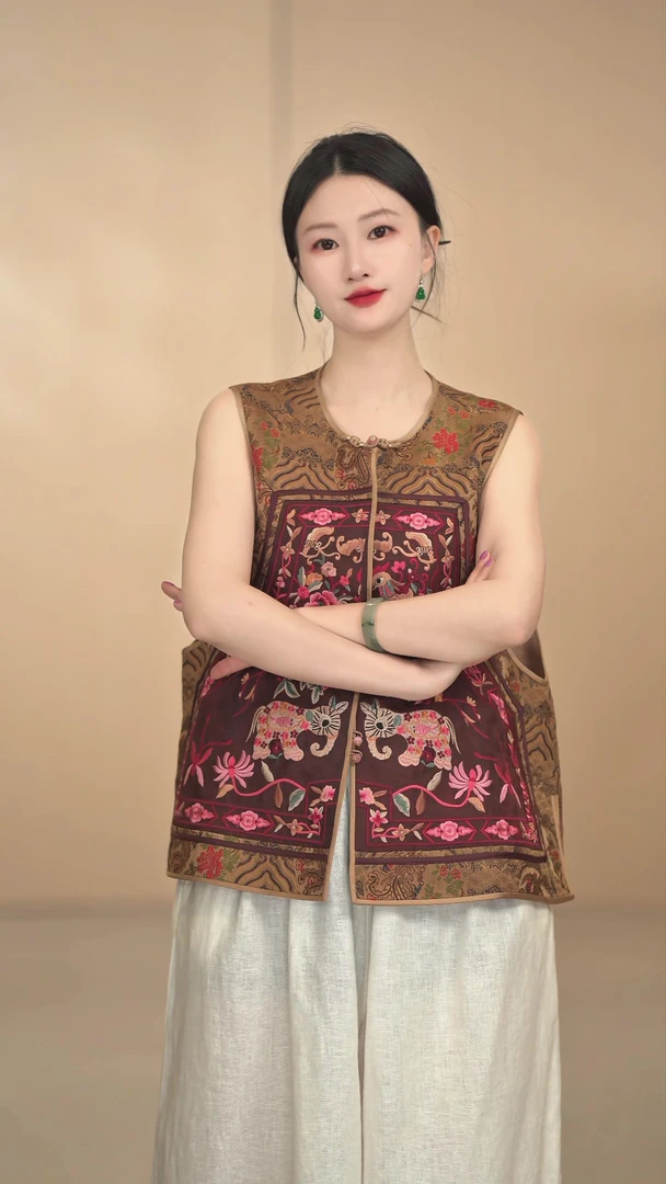 「万象升平」新中式云锦薄款重磅刺绣圆领马甲夏季汉服百搭休闲复古