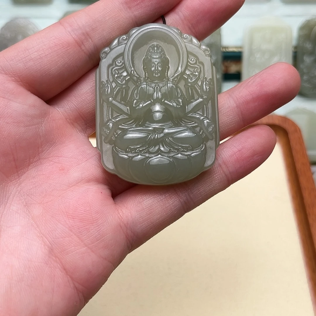 啊***非和田玉未镶嵌颈饰
