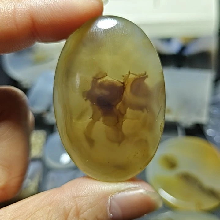 玛瑙/玉髓未镶嵌珠宝奇石