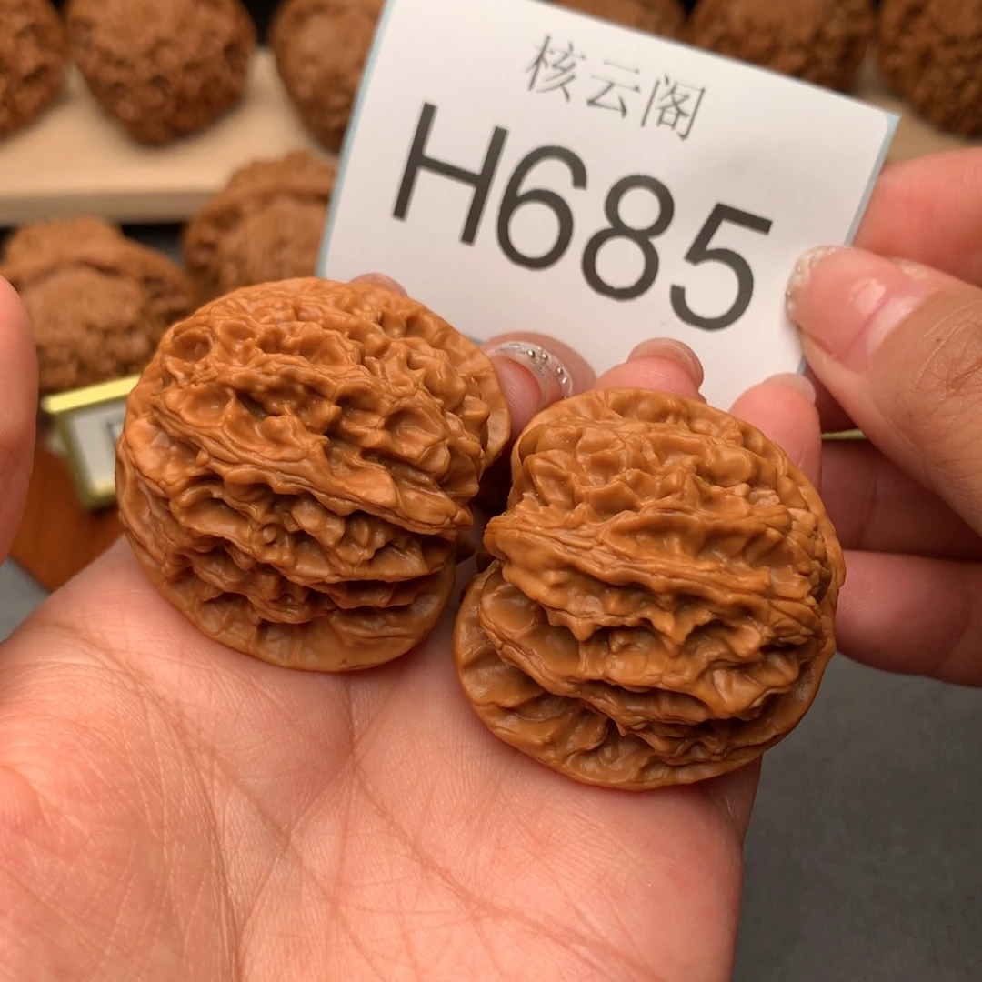 文玩核桃把件粥*?40红皮原桩苹果园