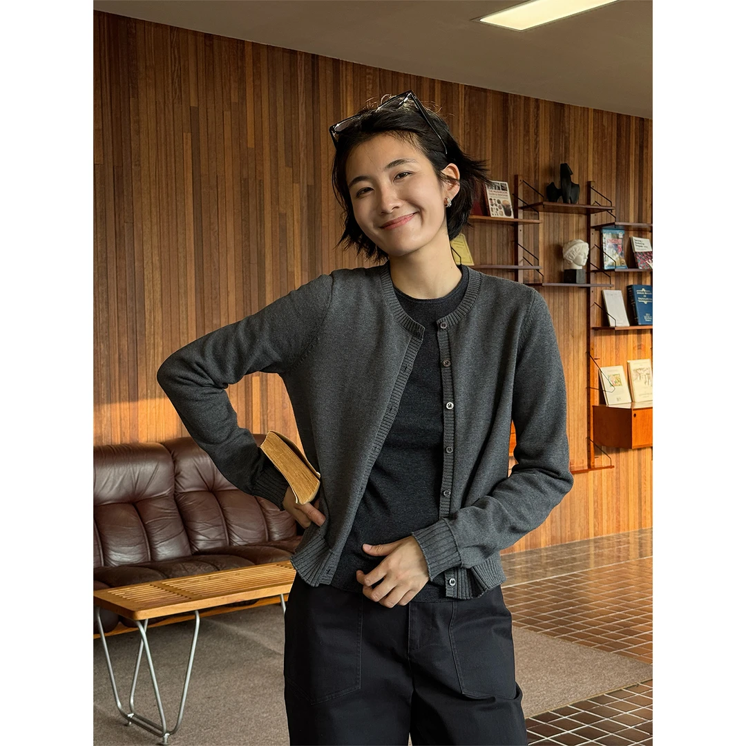 LANGQING 灰色修身显瘦针织开衫新款秋装短款气质长袖外套45927#