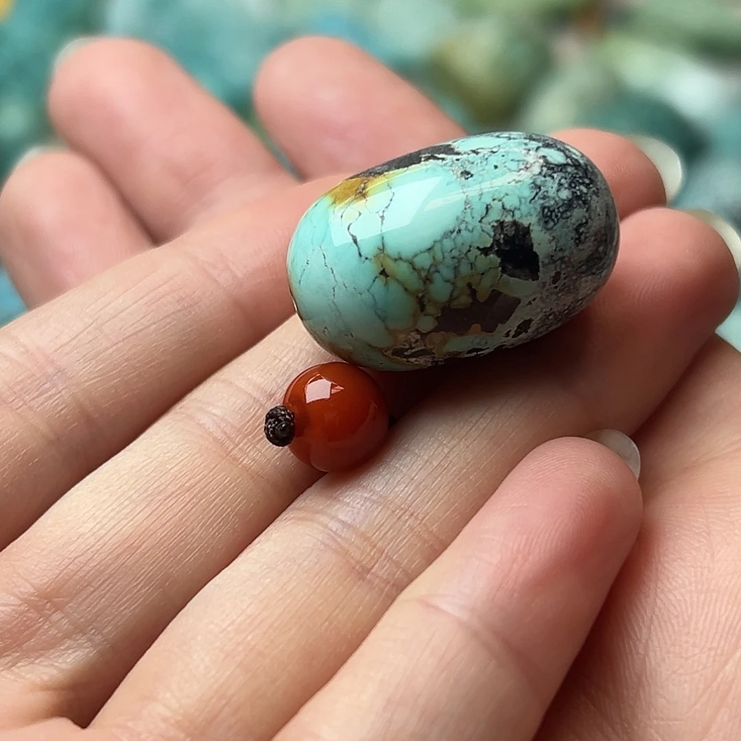 南红玛瑙未镶嵌颈饰