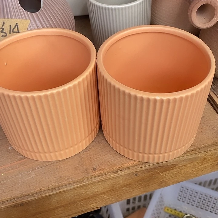 陶盆有孔 瑕疵针孔漏釉介意勿拍外高 9外口10