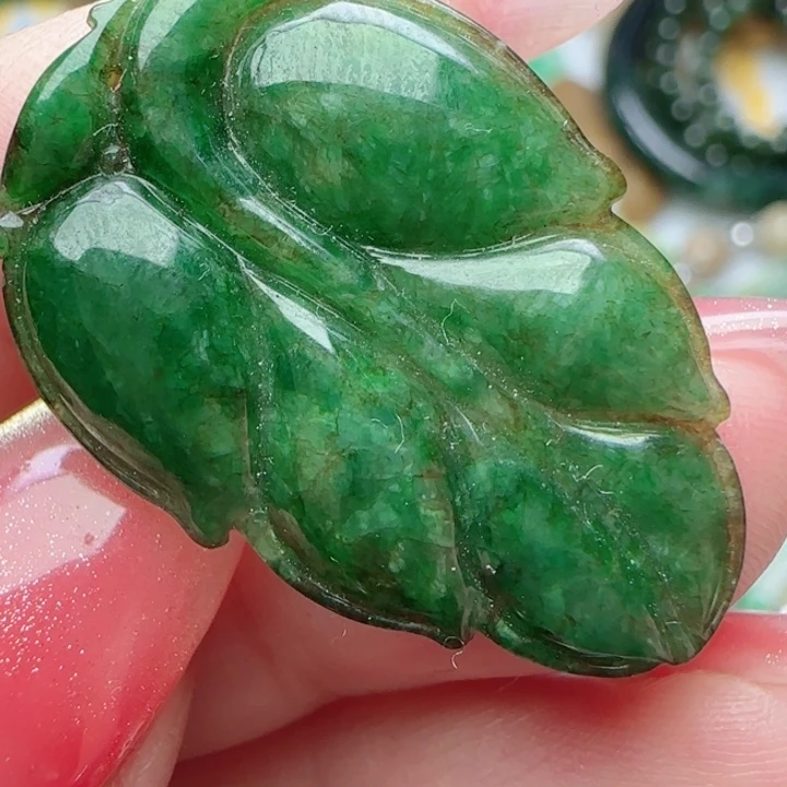 翡翠未镶嵌颈饰天然A货868