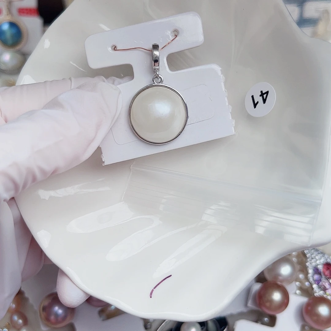 银S925镶嵌拼合珍珠（马贝珠）颈饰