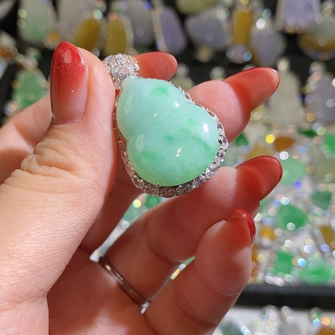 翡翠银S925镶嵌颈饰天然翡翠