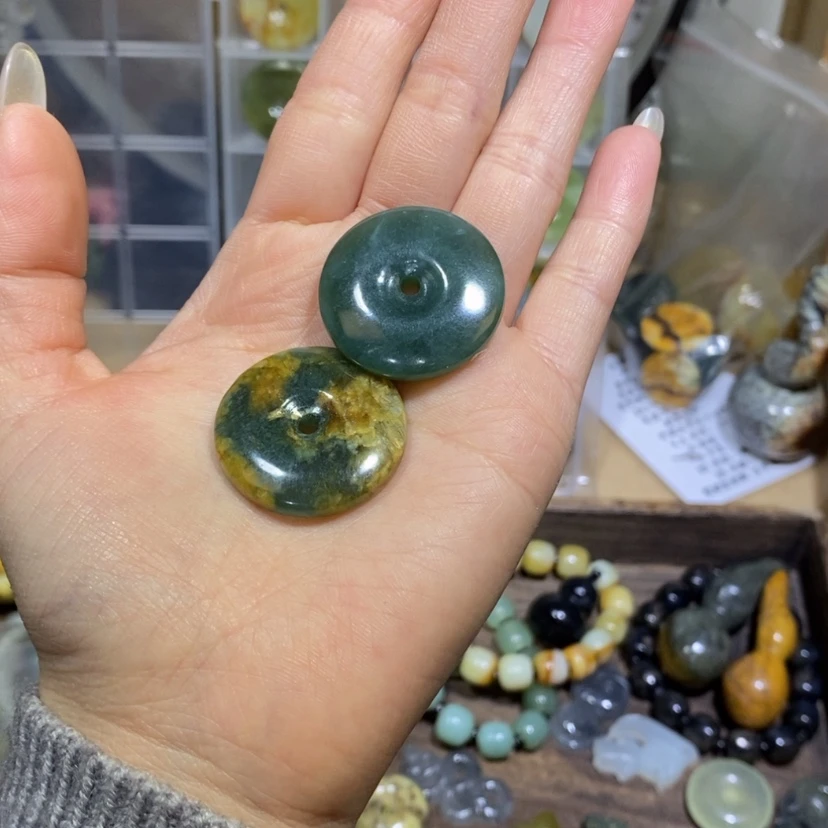 【闪购商品】蛇纹石玉颈饰未镶嵌6