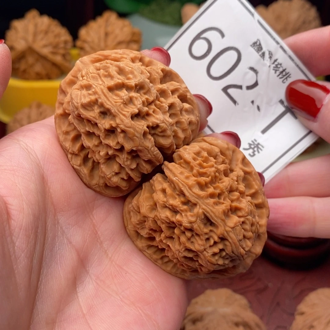 文玩核桃把件南疆43