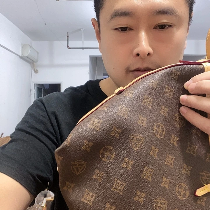 山羊皮（革）马皮（革）水牛皮（革）牛津布猪皮（革）羊皮（革）