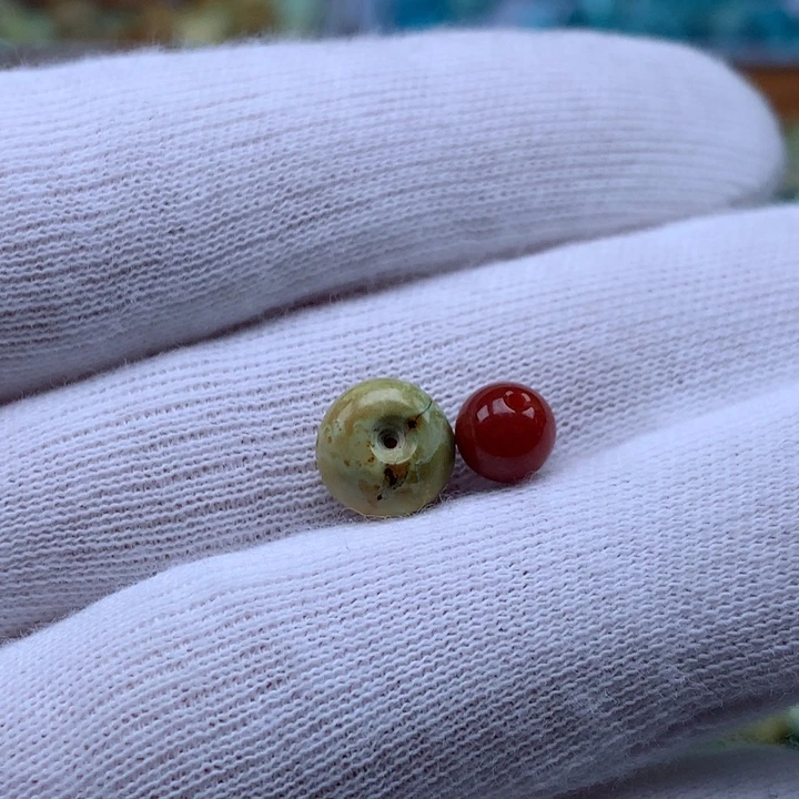 南红玛瑙未镶嵌珠宝奇石