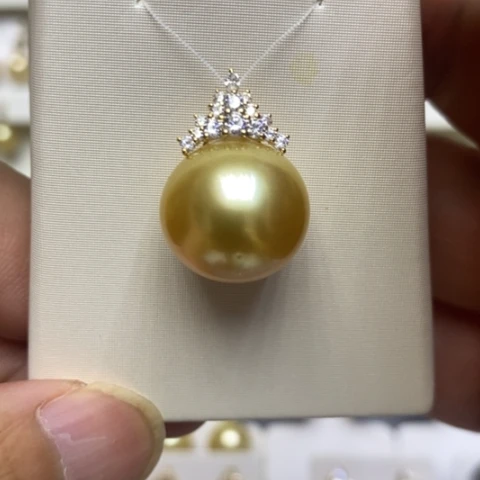 海水珍珠18K金镶嵌颈饰