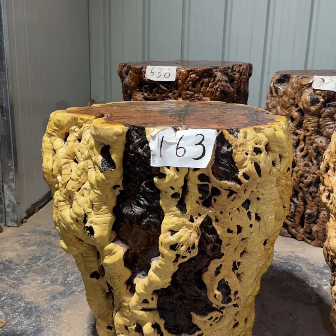 江***山龙纹鸡心枣木手工艺品