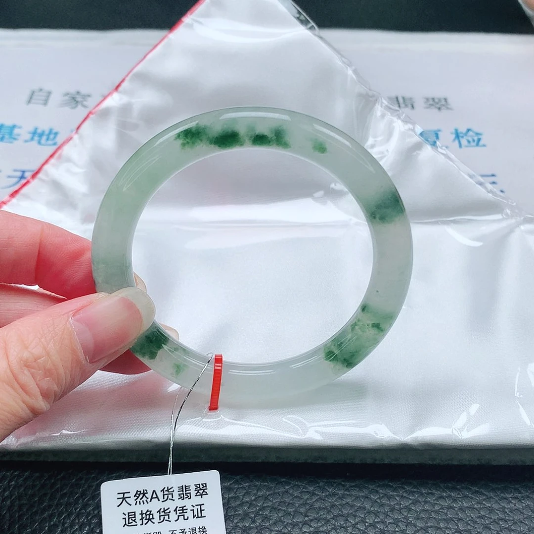 X***Z翡翠手镯未镶嵌52圆条