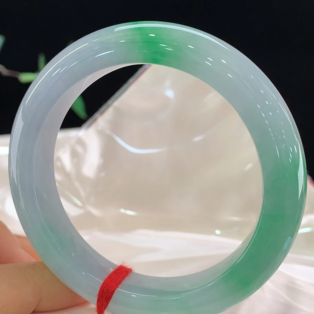 翡翠未镶嵌手镯0478