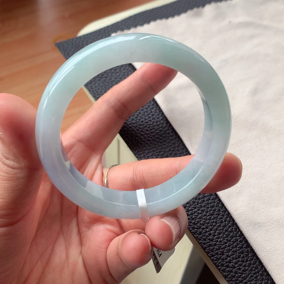 翡翠未镶嵌手镯27号