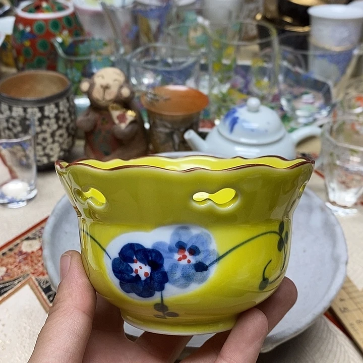茶壶紫砂杯子和一包卫生的卫生杯是最安全又