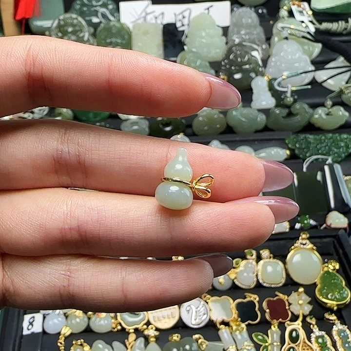 颈饰银S925镶嵌和田玉