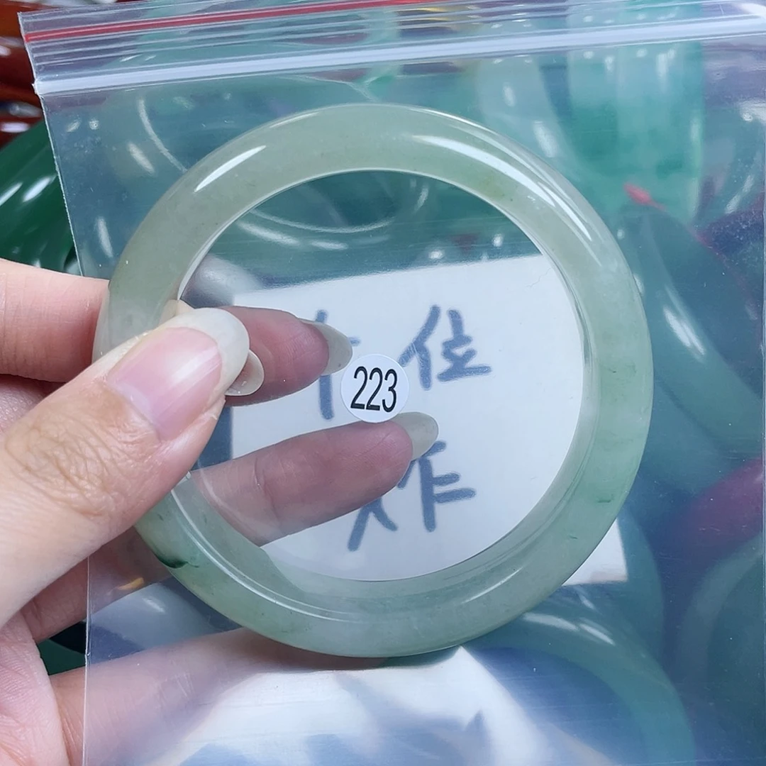 石英质玉手镯未镶嵌6061