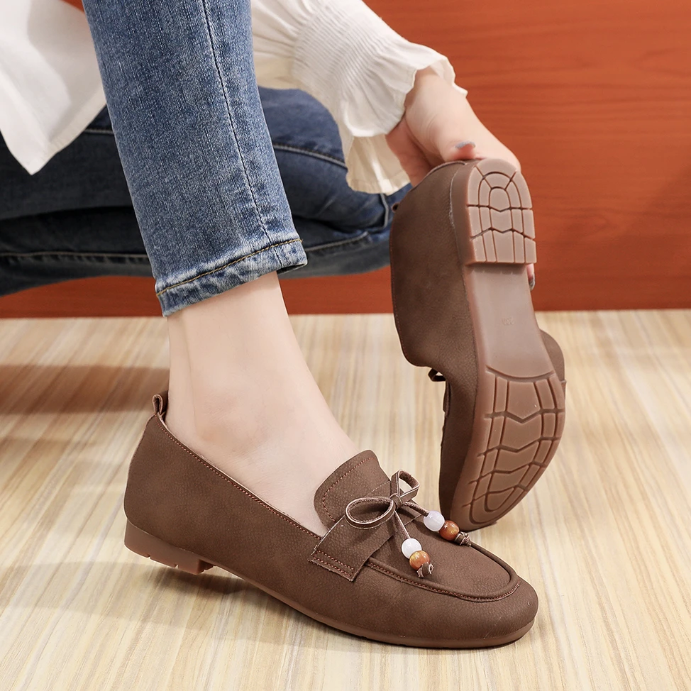 真皮软底妈妈女鞋乐福鞋新款平底舒适休闲单鞋懒人脚蹬豆豆防滑