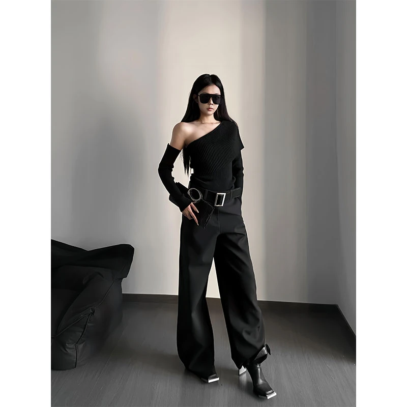 2025秋季新款ins设计感黑色斜肩可拆卸袖套针织衫+弯刀休闲西装裤