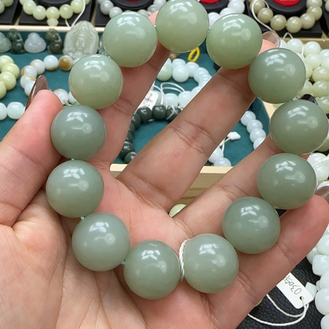 和田玉未镶嵌手链