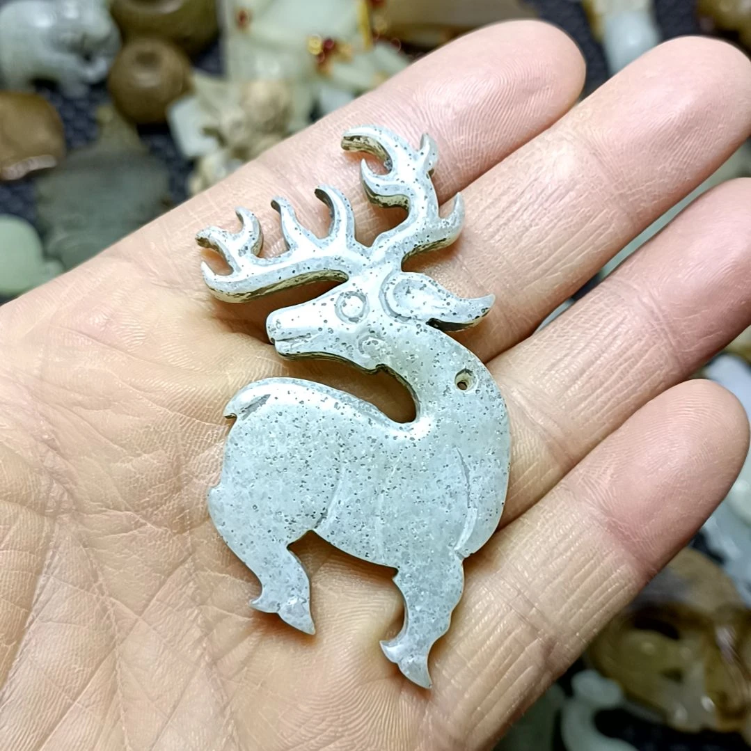 和田玉颈饰未镶嵌