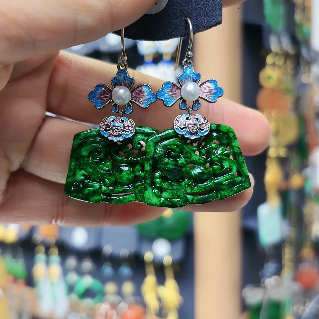 秋***忆翡翠银S925镶嵌耳饰