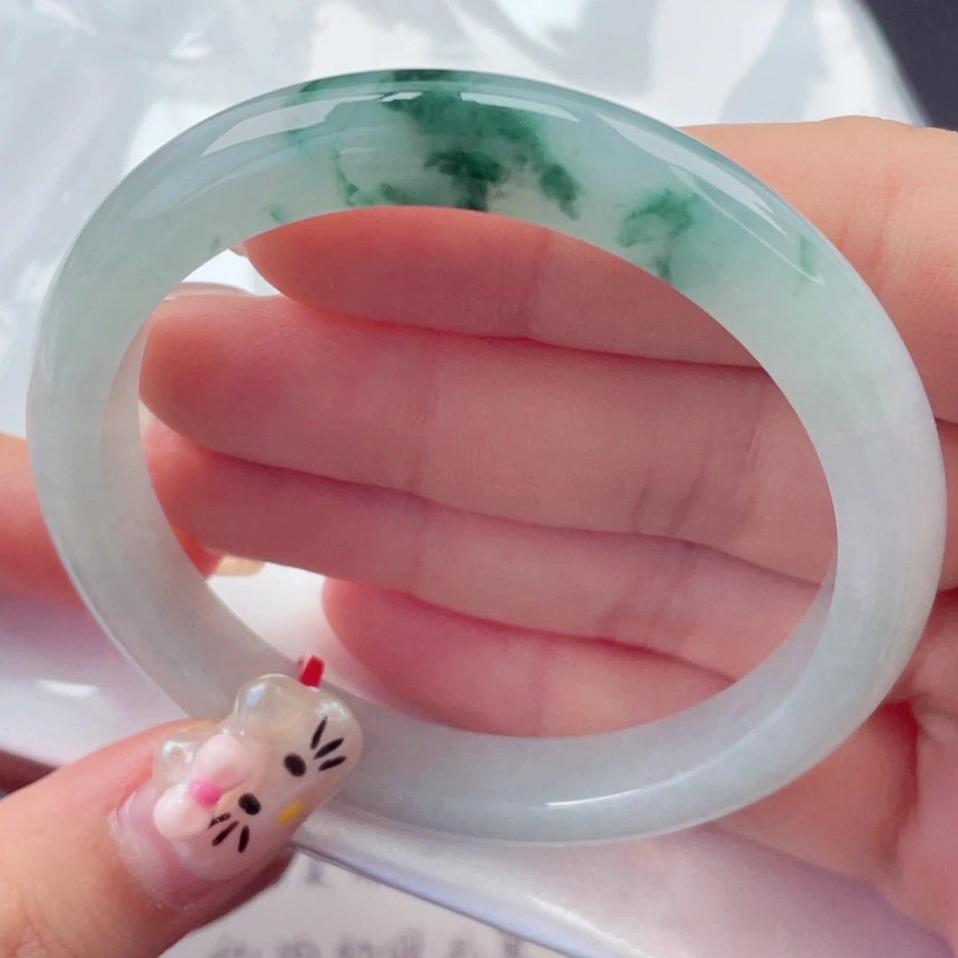 翡翠未镶嵌手镯56圈口